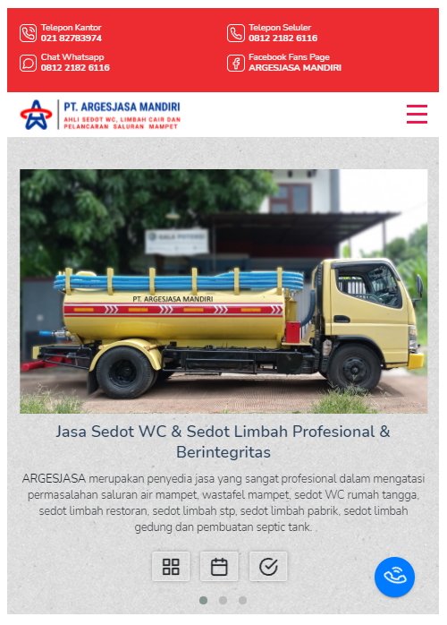 Petugas ARGESJASA melakukan pekerjaan penyedotan